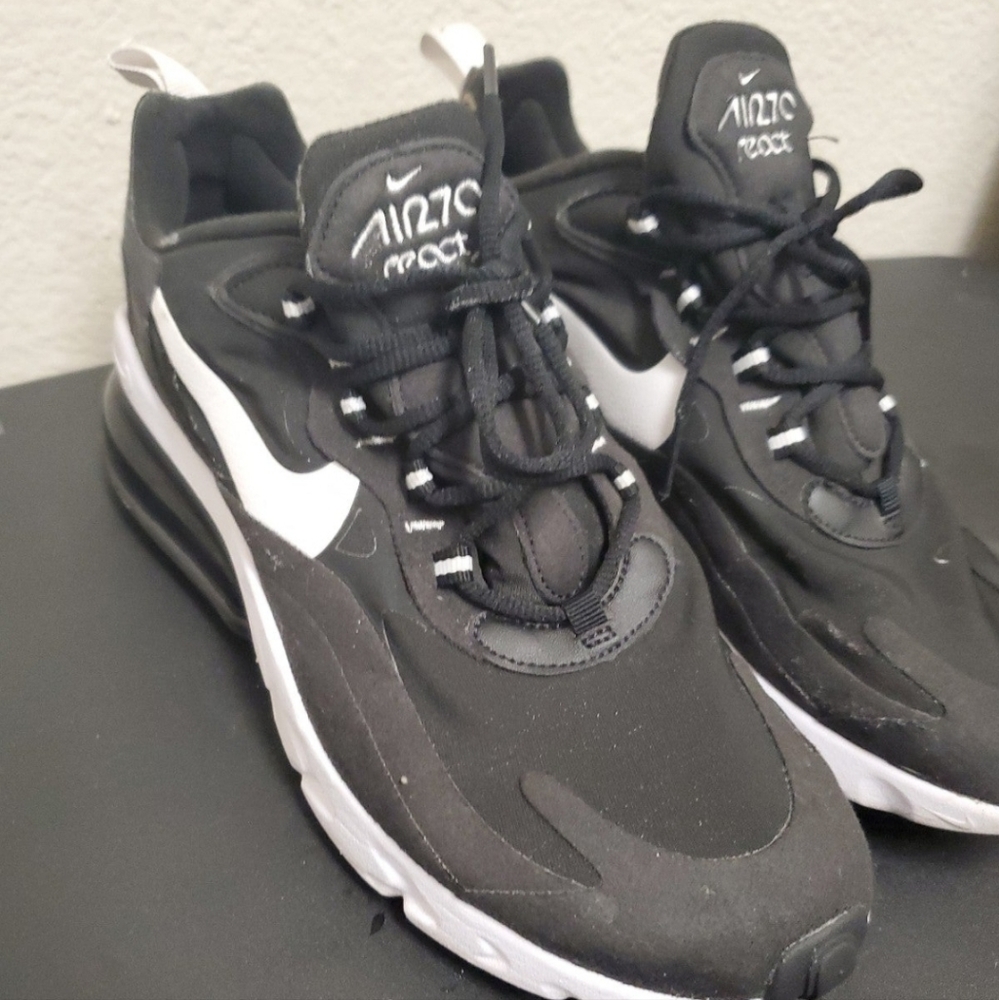 Air Max 270 React